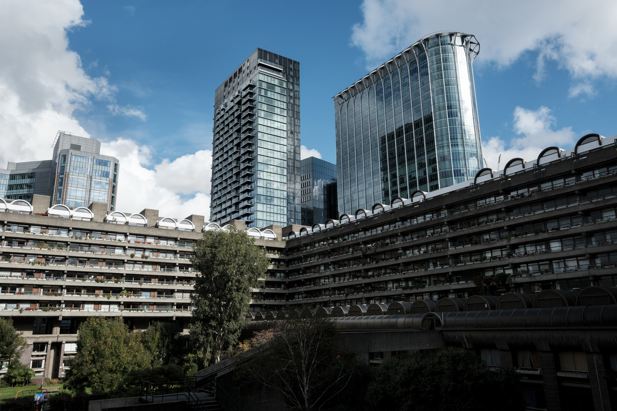 London barbican estate brutalist and modern architecture contrast